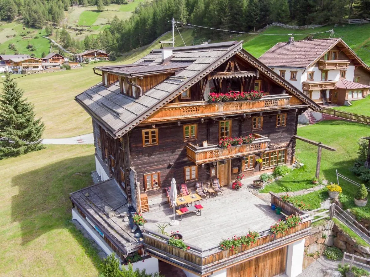 Apartment Beim Holzschnitzer-2 Sölden