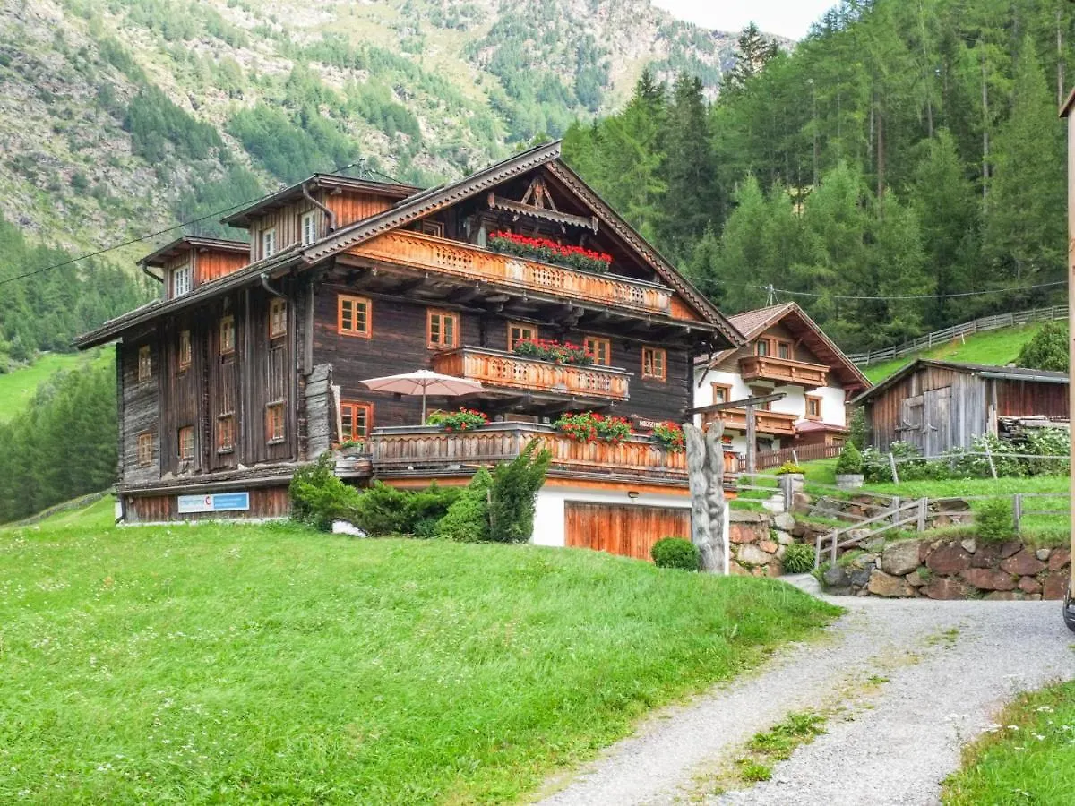 Apartment Beim Holzschnitzer-2 Sölden